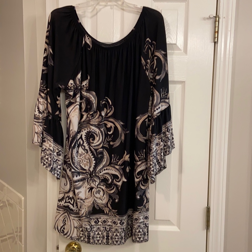 Black/Grey tunic top